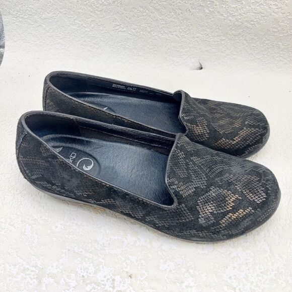 Dansko 'olivia' Loafer Flat Shoe Sz 37 US 6.5 - 7 Black & Bronze Snake Embossed - Picture 3 of 16